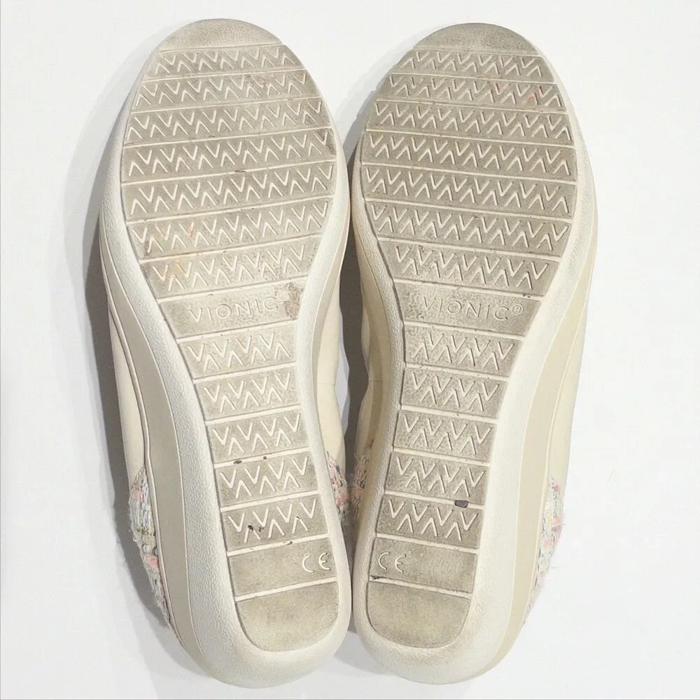 Vionic Jacey Ivory White Leather Wedge Ballet Flat Arch Support Women Size 6.5